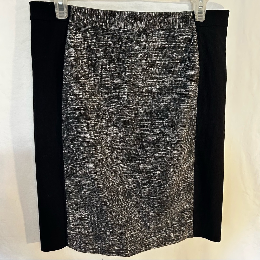H&M Pencil Skirt Black & Gray - Size 12 Fitted Business Casual Work Skirt